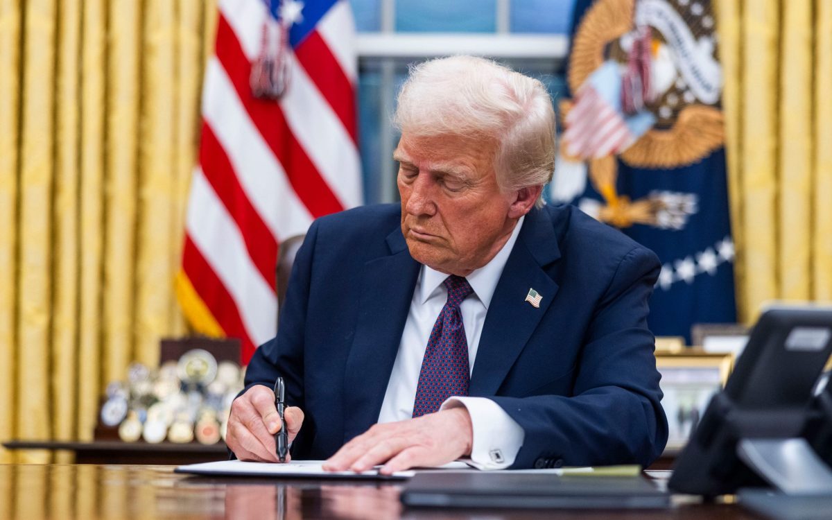 EFEITO DOMINÓ: COMO UM DECRETO DE TRUMP PODE MUDAR O COMÉRCIO BRASILEIRO