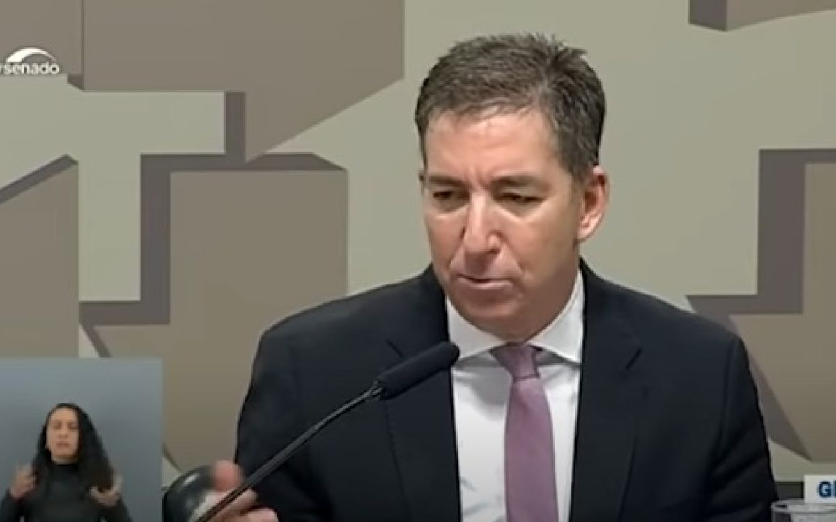 ​ Jornalista americano Glenn Greenwald acusa Alexandre de Moraes de abuso de poder no TSE