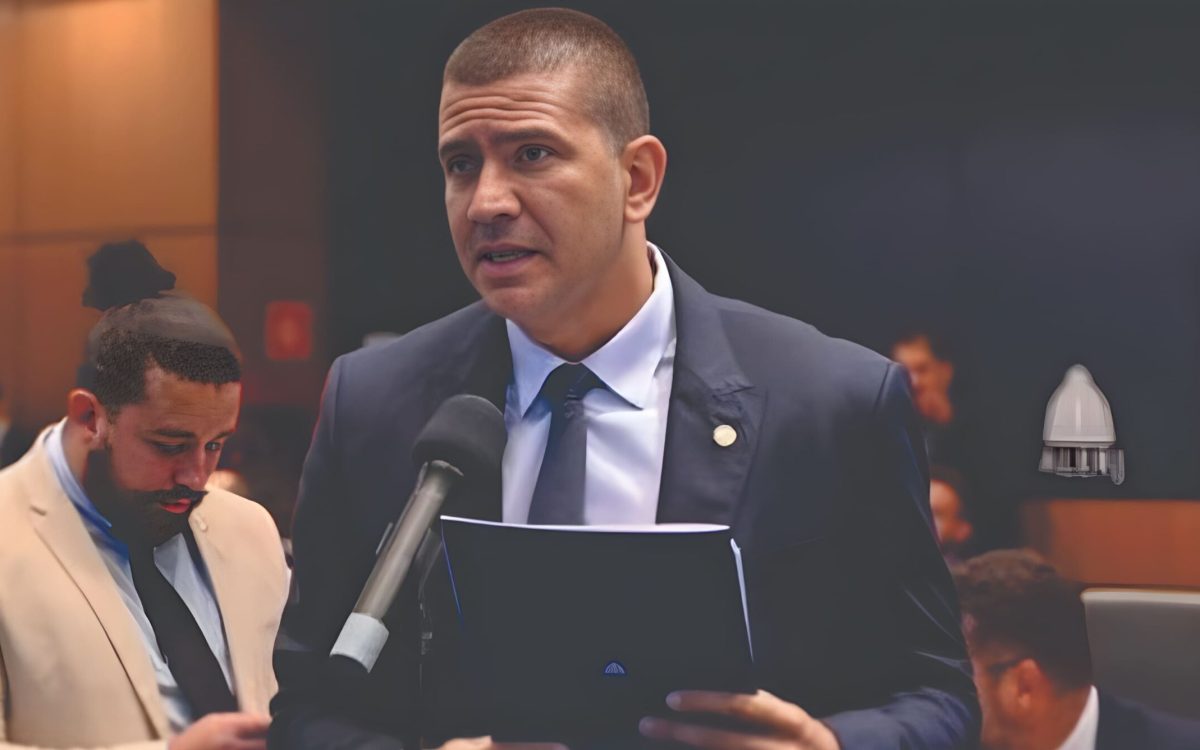 Justiça anula sessão que elegeu Douglas Ruas novo presidente da Alerj